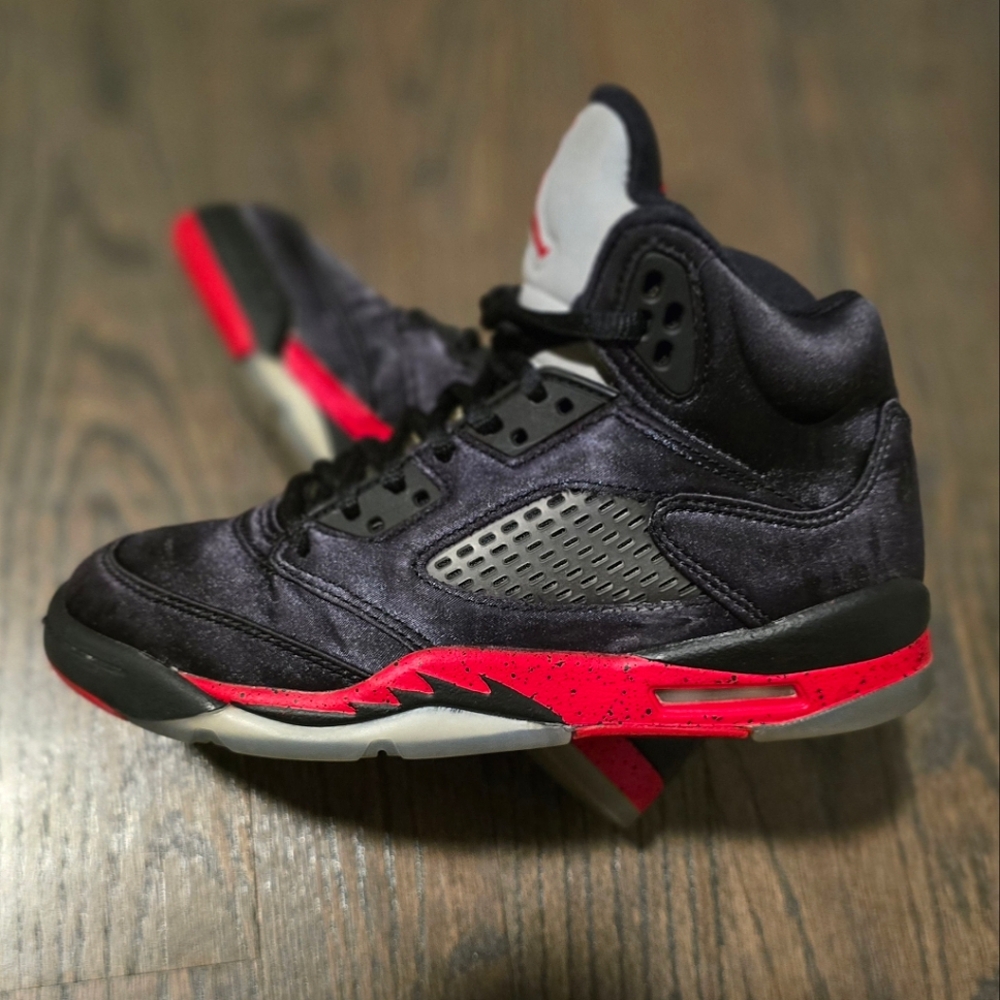 Air Jordan 4 Retro "BRED" Satin